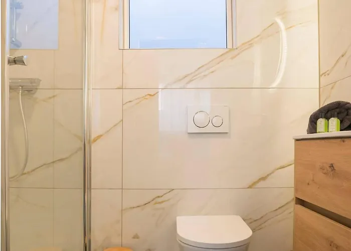 Lovely Newly Renovated Appartement *